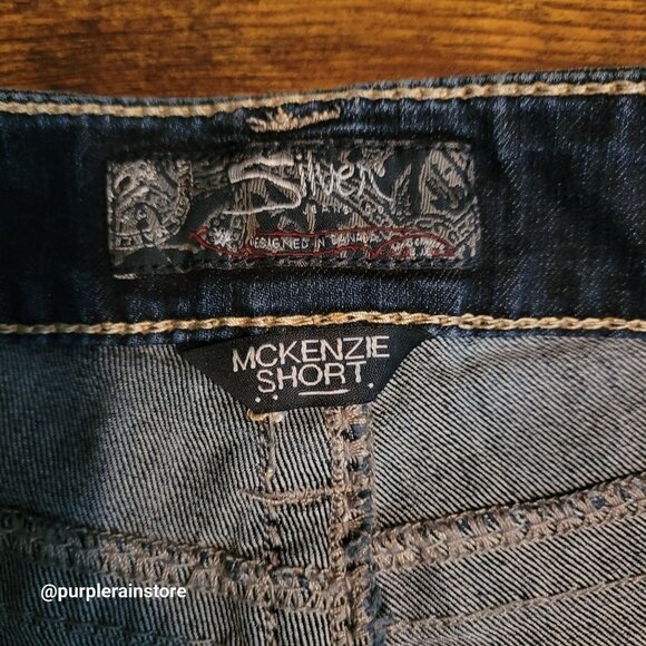 Silver Jeans McKenzie Shorts Size 29 Cuffed Button Flaps Low Rise Tummy Control - Picture 4 of 13